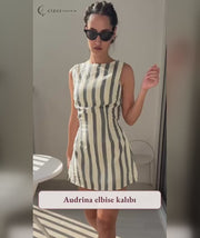 Audrina elbise kalıbı için Türkçe topluluk videosu