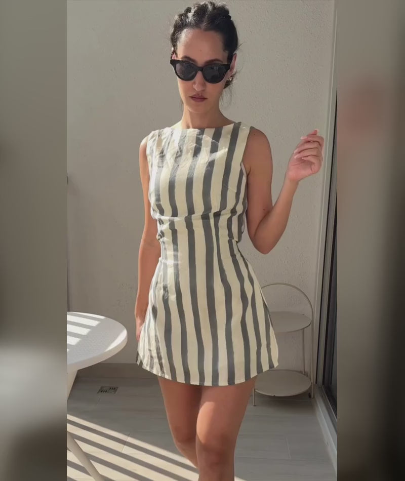 Audrina A Kesim Elbise Kalıbı — galeri oranına uyarlanmış Türkçe ürün videosu